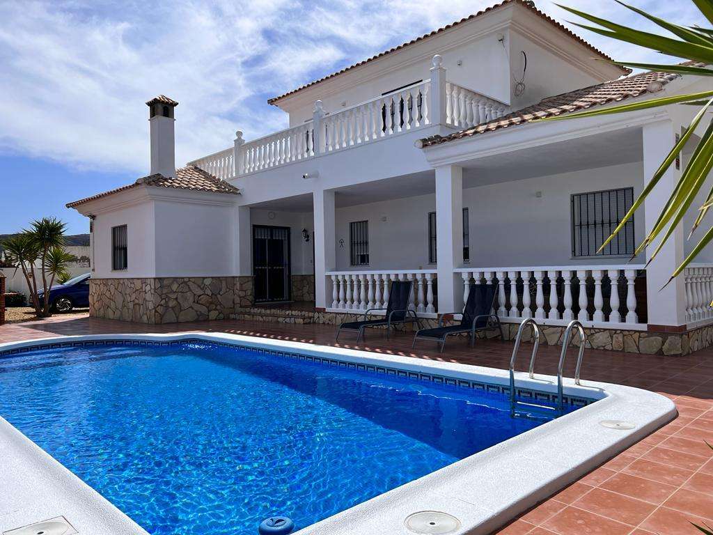 3 bedroom villa for sale in Arboleas